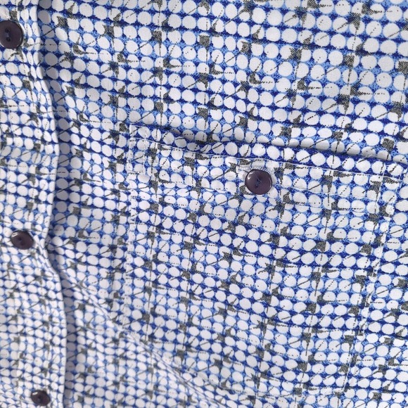 Address Unknown Shirt Mens XL White Blue Geometric Print Short Sleeve Button Up - Picture 3 of 12